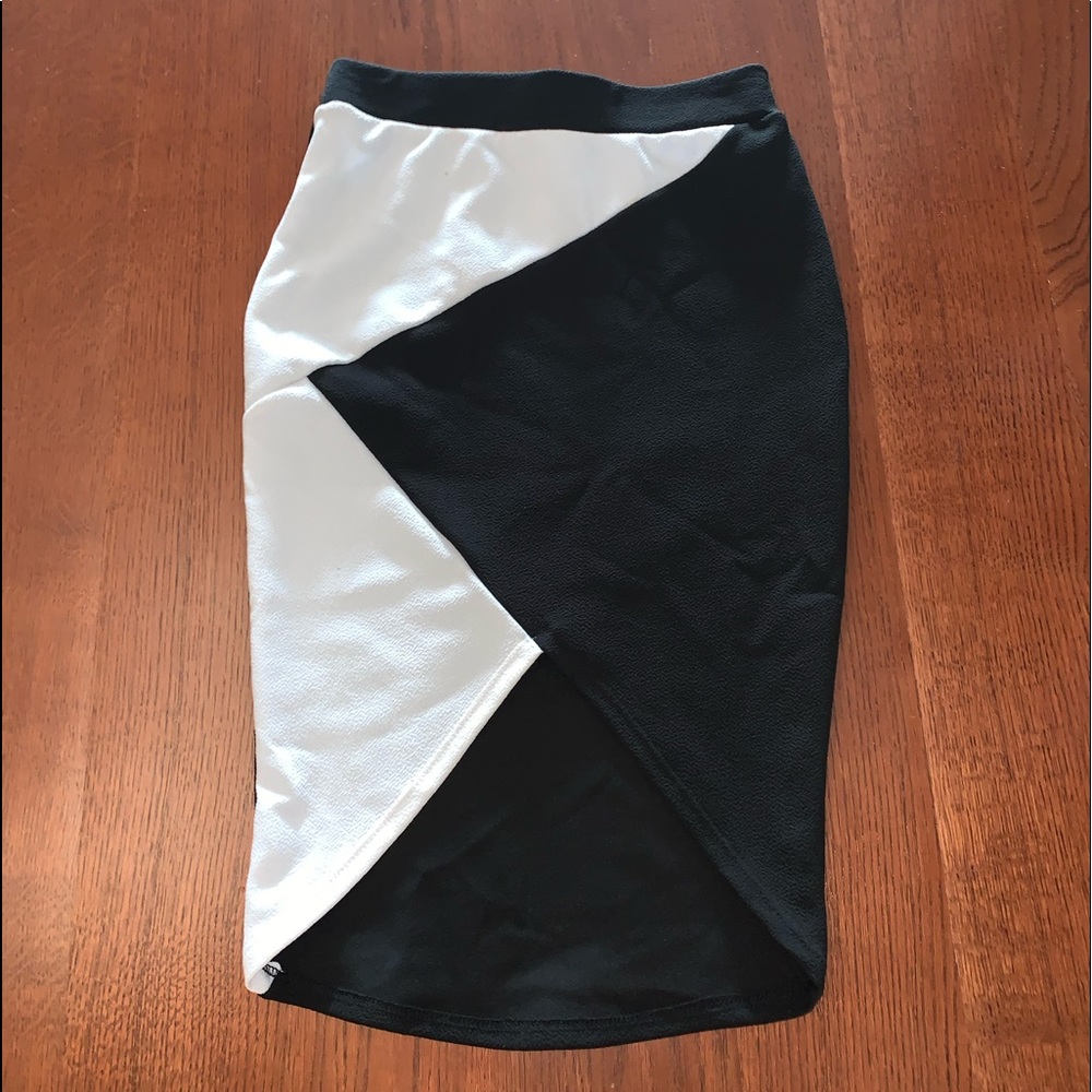 Asymmetrical midi pencil skirt size S